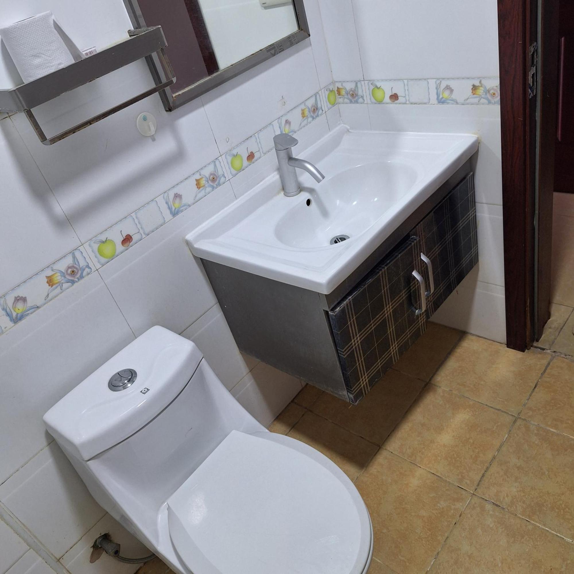 Modest R&r H Homestay Dar es Salaam