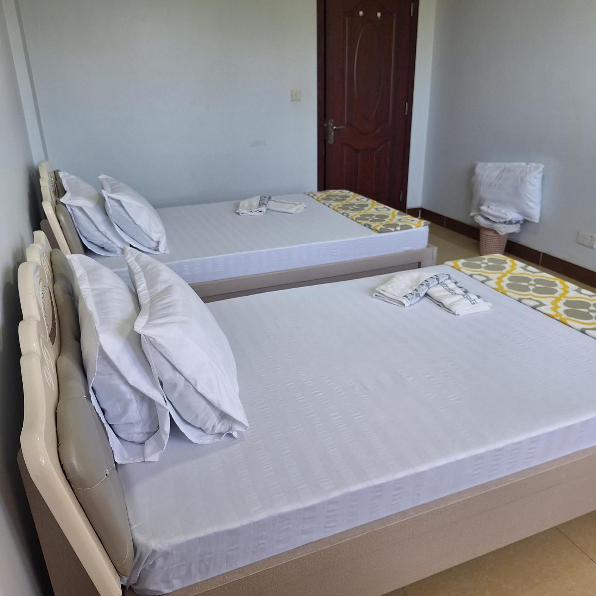 Modest R&r H * Dar es Salaam